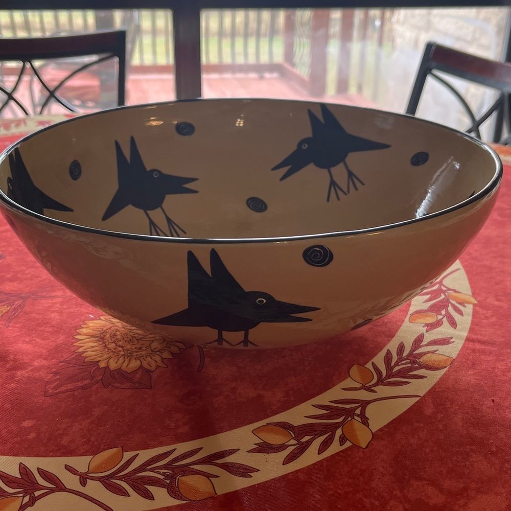Alison Palmer Handcrafted Black Bird and Yellow Ceramic over Metal Bowl - Picture 5 of 7